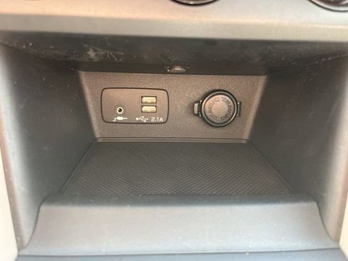 Used 2023 Subaru Forester AWD/4WD image 17