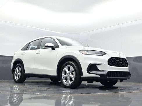 Certified 2024 Honda HR-V LX image 10