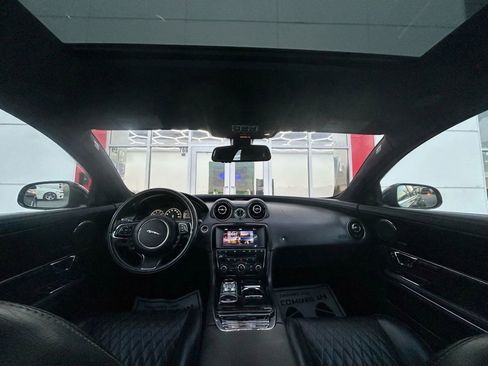 Used 2016 Jaguar XJ L Portfolio image 9