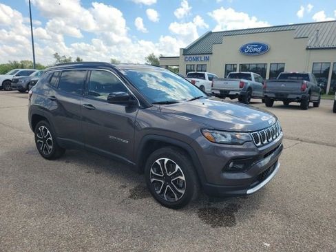 Used 2024 Jeep Compass Limited AWD/4WD image 19