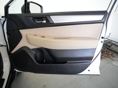 Used 2019 Subaru Outback 2.5i Premium AWD/4WD image 55