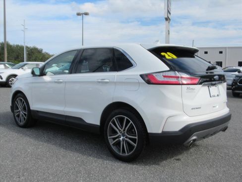 Used 2020 Ford Edge Titanium image 4