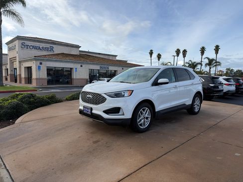 Used 2023 Ford Edge SEL image 1