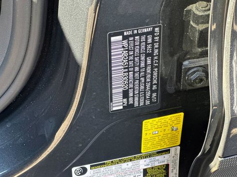 Used 2018 Porsche Macan S image 37