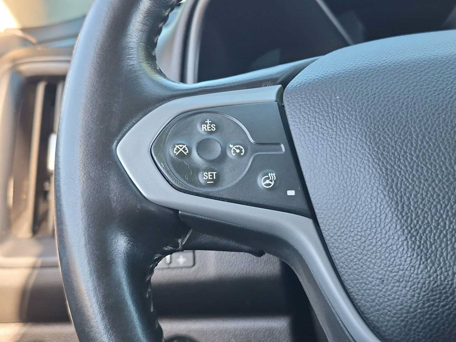 Used 2019 Chevrolet Colorado ZR2 AWD/4WD image 23