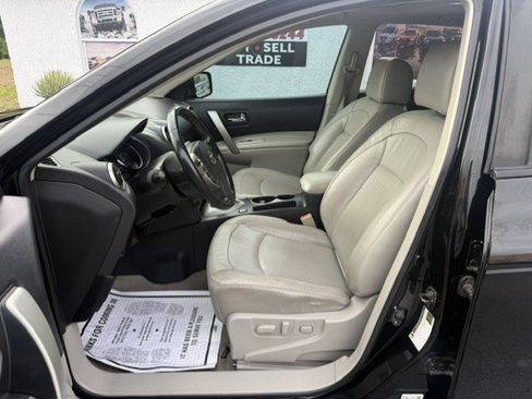 Used 2011 Nissan Rogue SV w/ SL Pkg FWD image 10