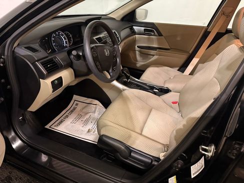 Used 2015 Honda Accord LX image 22