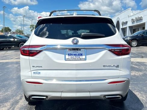 Used 2018 Buick Enclave Avenir AWD/4WD image 4
