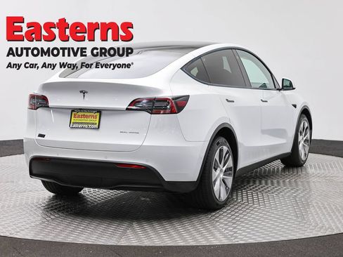 Used 2021 Tesla Model Y Long Range AWD/4WD image 5