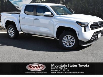 New 2025 Toyota Tacoma SR5