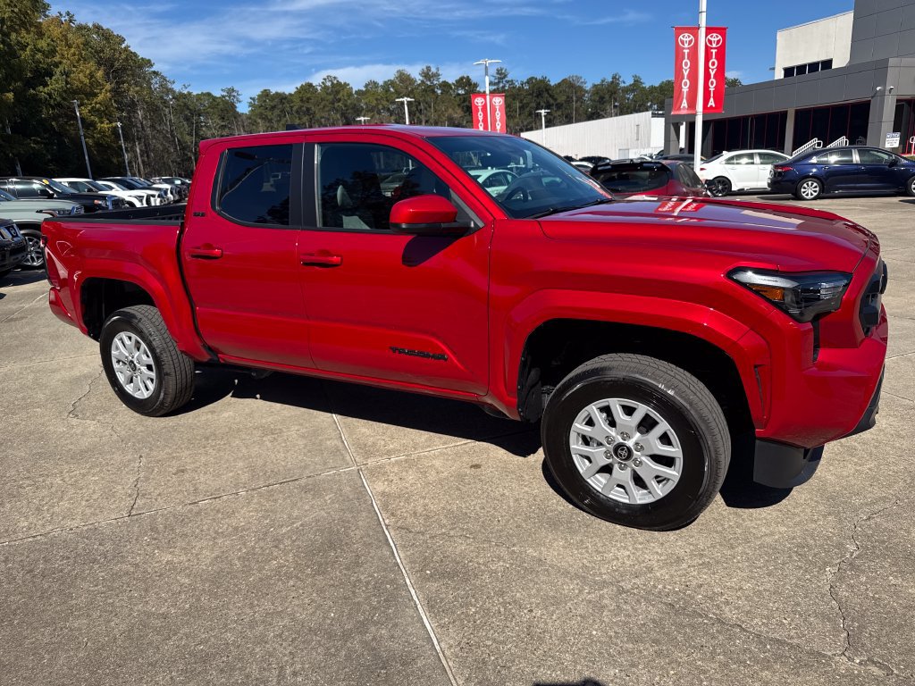 Certified 2026 Toyota Tacoma SR5 AWD/4WD image 9