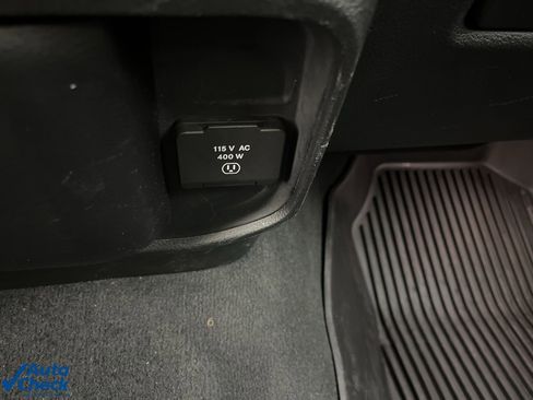 Used 2019 RAM 1500 Laramie w/ Trailer Tow Group image 25