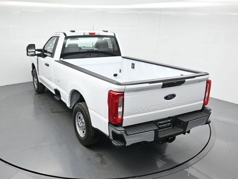 New 2026 Ford F250 XL w/ XL Chrome Package image 36