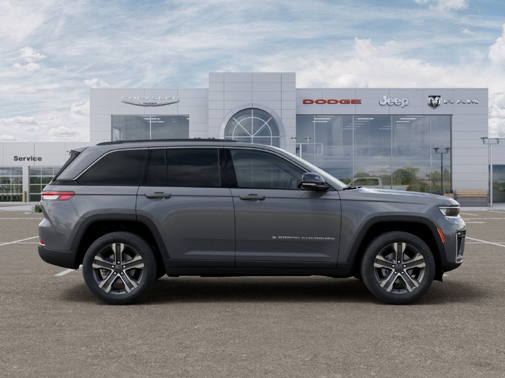 New 2027 Jeep Grand Cherokee Limited AWD/4WD image 22