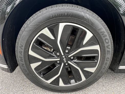 Used 2023 Kia EV6 Wind RWD image 27