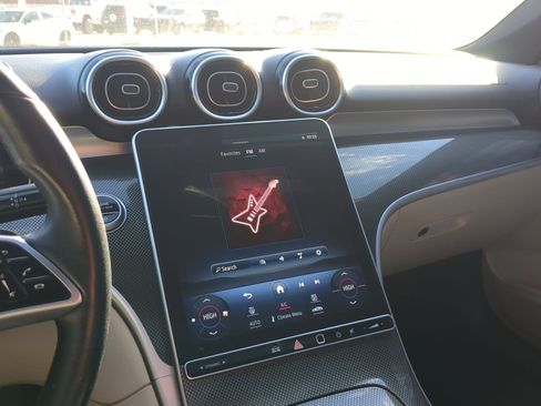 Used 2022 Mercedes-Benz C 300 C 300 image 24