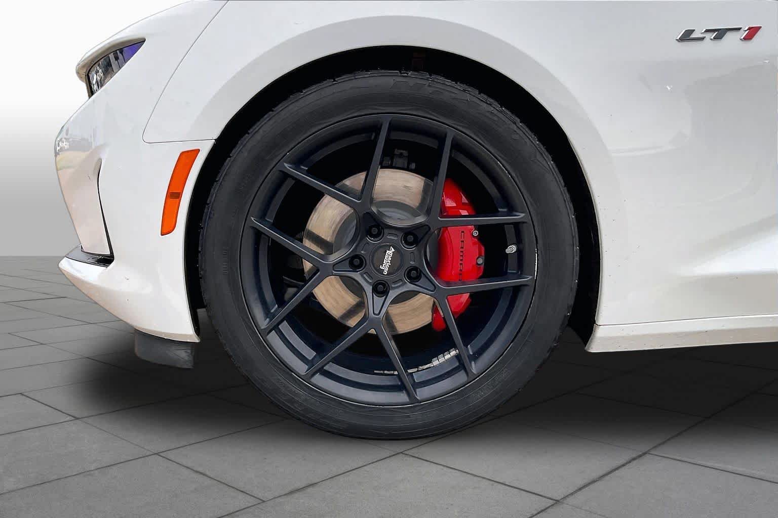 Used 2023 Chevrolet Camaro LT w/ Technology Package RWD image 12