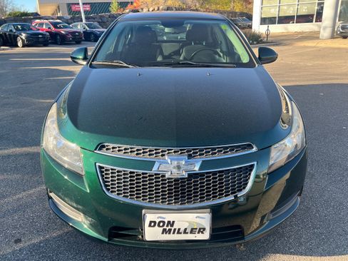 Used 2014 Chevrolet Cruze LT image 2