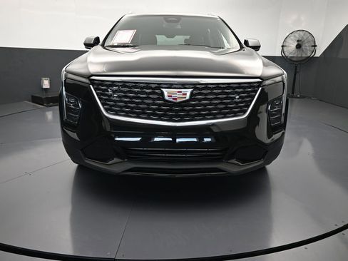Used 2024 Cadillac XT4 Premium Luxury image 51