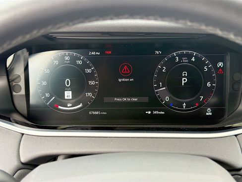 Used 2020 Land Rover Range Rover Evoque SE image 39