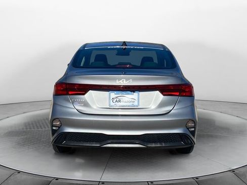 Used 2024 Kia Forte LXS image 4