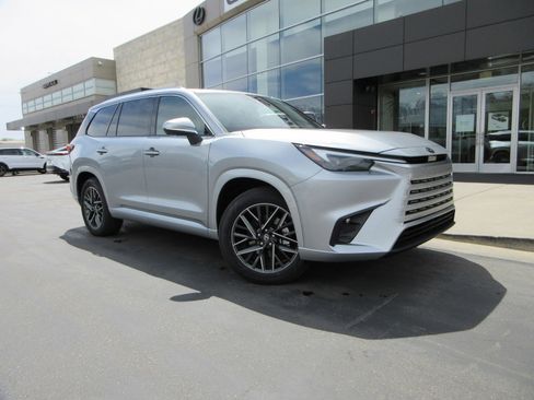 New 2026 Lexus TX 350 AWD image 13