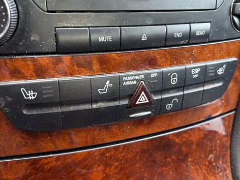 Used 2003 Mercedes-Benz E 320 Sedan image 40