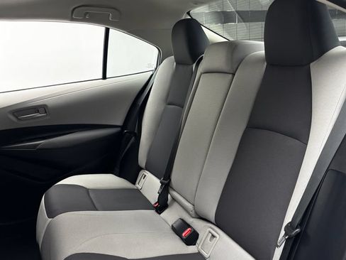 Used 2025 Toyota Corolla LE w/ LE Premium Package FWD image 30