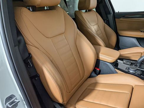 Used 2021 BMW X4 xDrive30i w/ M Sport Package image 32