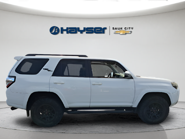 Used 2019 Toyota 4Runner TRD Off-Road Premium AWD/4WD image 10