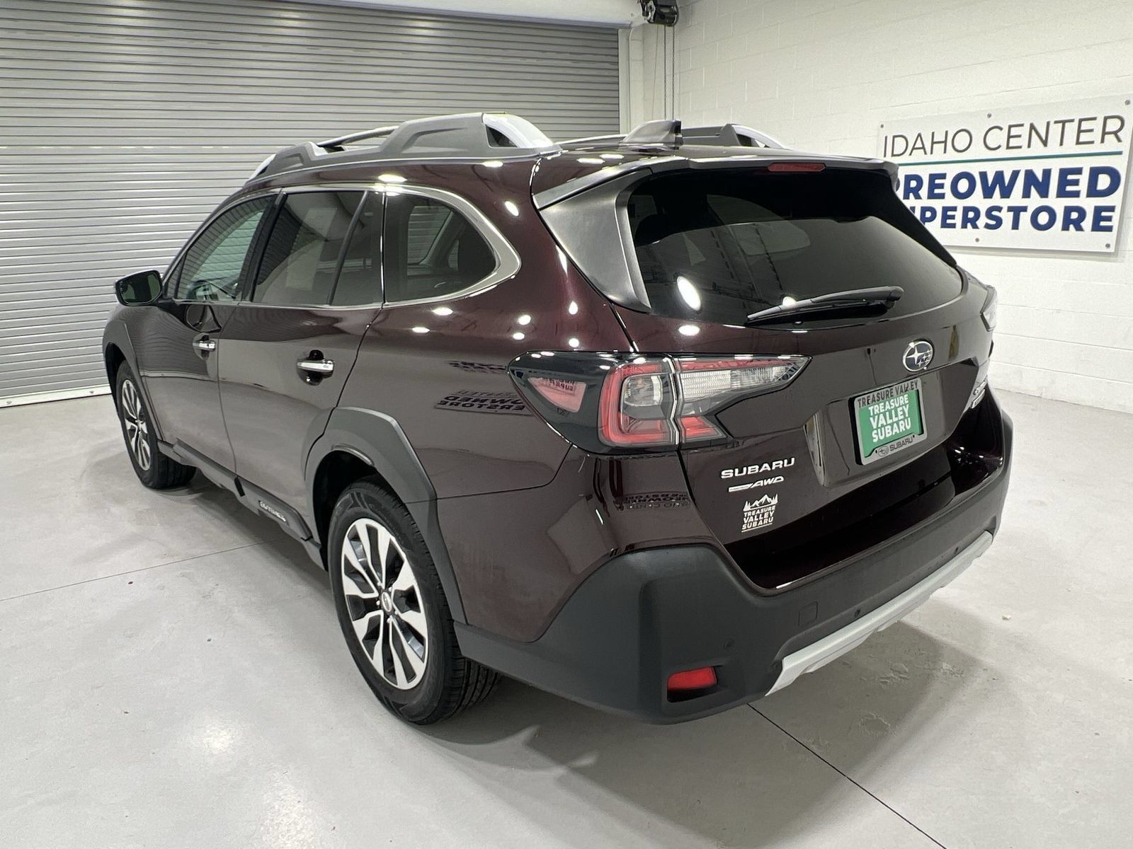 Used 2024 Subaru Outback Touring XT AWD/4WD image 6