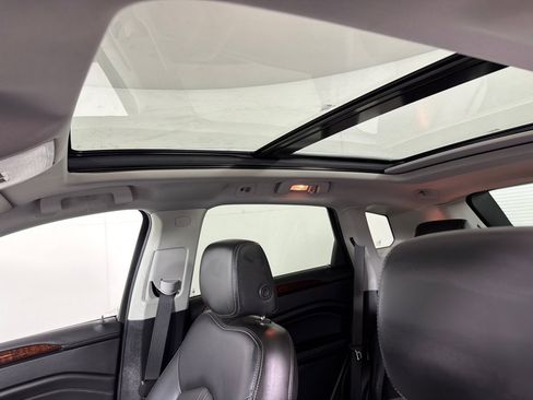 Used 2016 Cadillac SRX Luxury FWD image 14