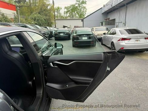 Used 2018 Tesla Model S 100D AWD/4WD image 16