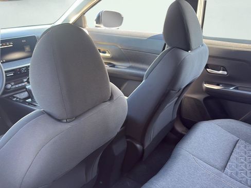 New 2026 Nissan Kicks SV image 14