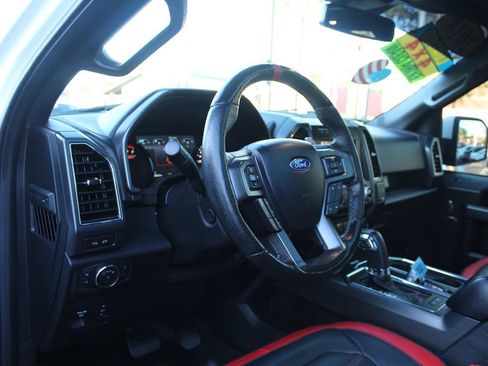 Used 2018 Ford F150 Lariat w/ Equipment Group 502A Luxury AWD/4WD image 27