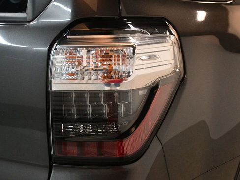 Used 2015 Toyota 4Runner Limited AWD/4WD image 16