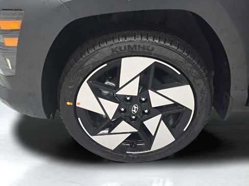New 2026 Hyundai Kona Limited AWD/4WD image 32