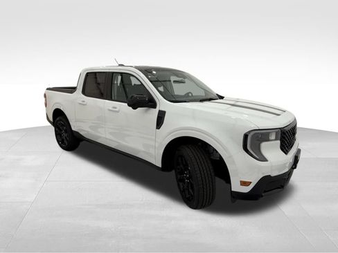 New 2025 Ford Maverick Lariat w/ Black Appearance Package image 7