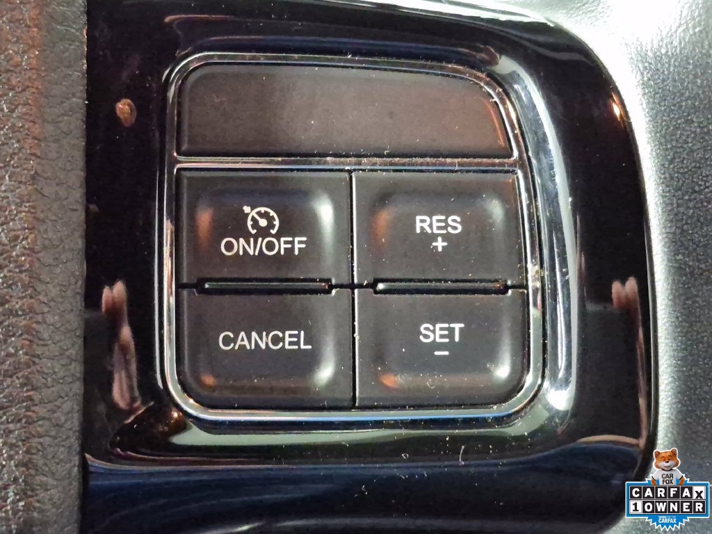 Used 2020 Dodge Grand Caravan SE FWD image 13