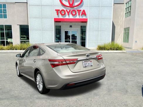 Used 2015 Toyota Avalon XLE Touring image 6