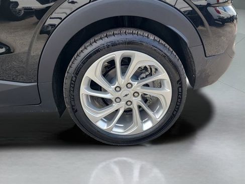 New 2027 Chevrolet Bolt LT FWD image 28