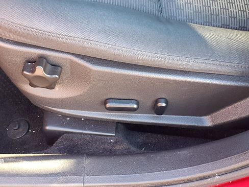 Used 2011 Ford Fusion SE w/ 202A Rapid Spec Order Code image 4