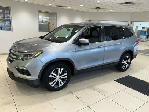 Used 2016 Honda Pilot EX image 6
