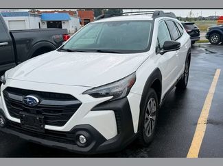 Used 2024 Subaru Outback Premium AWD/4WD video 1