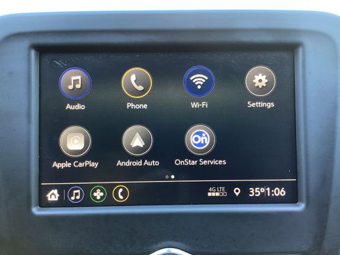 Used 2021 Chevrolet Equinox LS w/ LS Convenience Package image 5