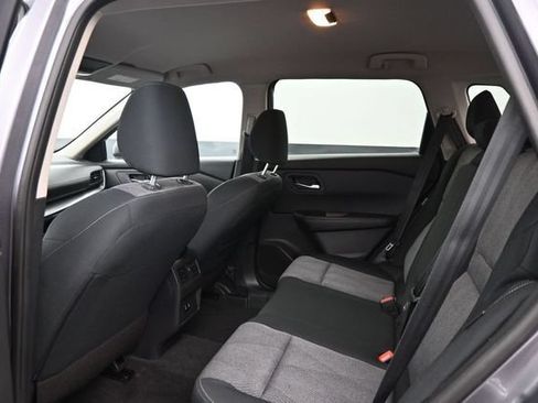 Used 2026 Nissan Rogue SV FWD image 15