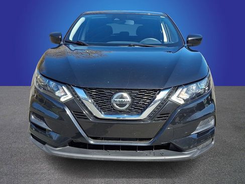 Used 2021 Nissan Rogue Sport S image 2