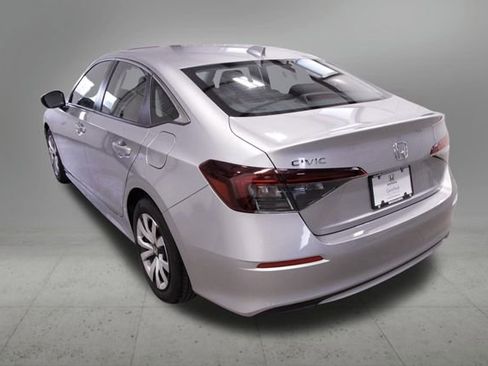 Certified 2025 Honda Civic LX image 4