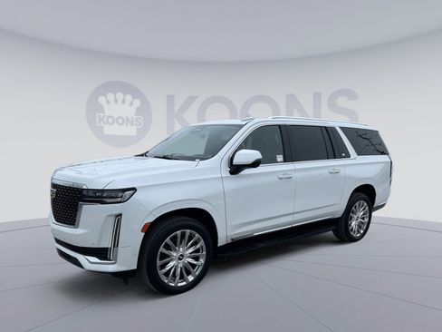 Used 2023 Cadillac Escalade ESV Premium Luxury image 1