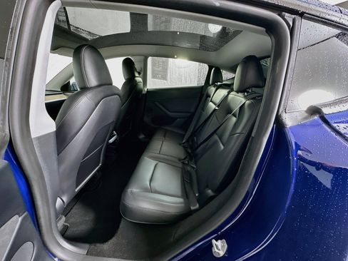 Used 2024 Tesla Model Y Long Range AWD/4WD image 26